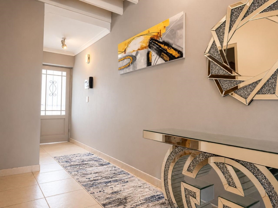 2 Bedroom Property for Sale in Burgundy Estate Western Cape